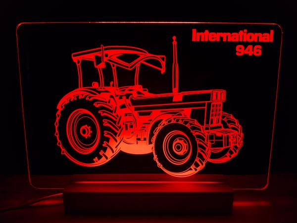 International 946 LED Schild